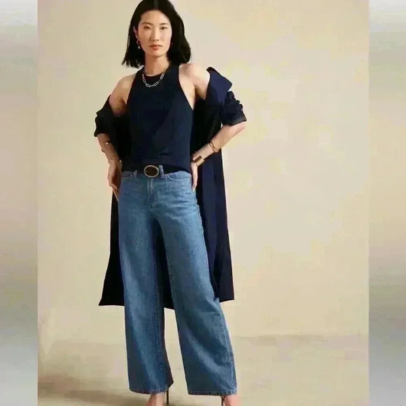 Banana Republic PONTE TWIST-BACK TOP - Picture 1 of 4